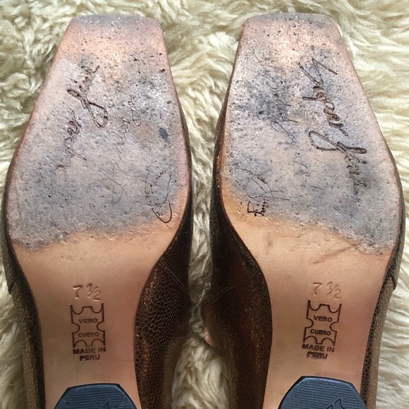 Fluevog Gold Super Fine Cardinals - Picture 9 of 11